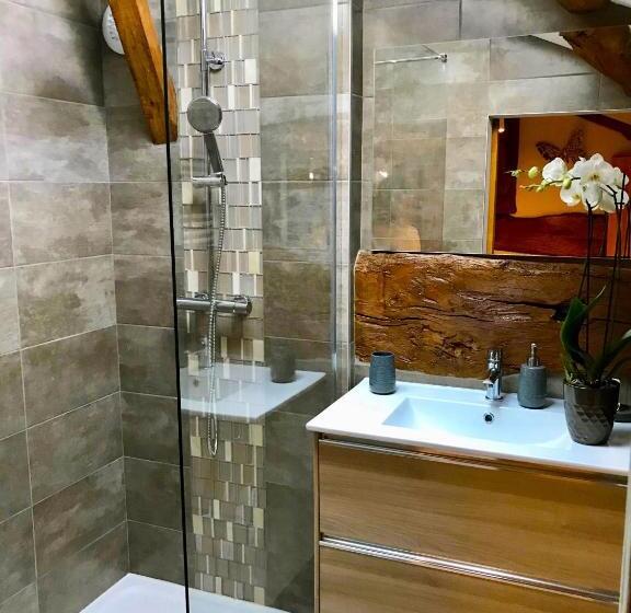 פנסיון Ma Longère Bressane