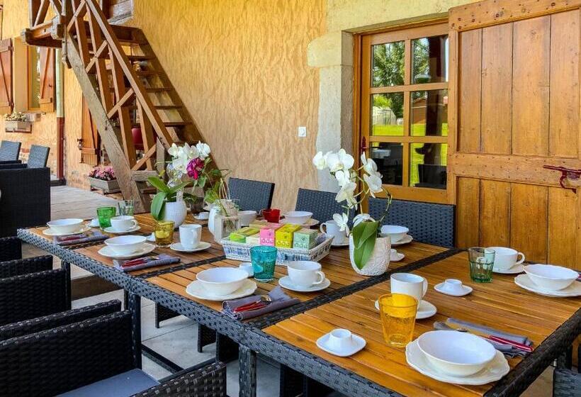 פנסיון Ma Longère Bressane