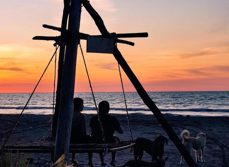 پانسیون Maria Moñitos Hostel