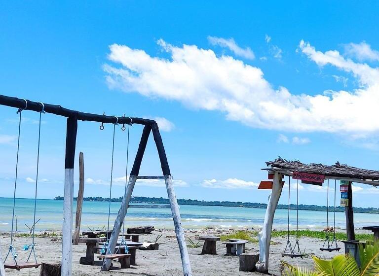 پانسیون Maria Moñitos Hostel