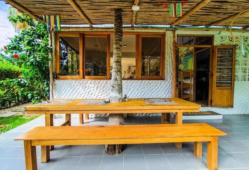 Пансион Maria Moñitos Hostel