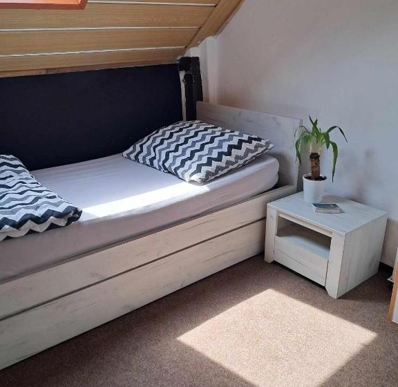 بنسيون Penzion A Restaurace Windows