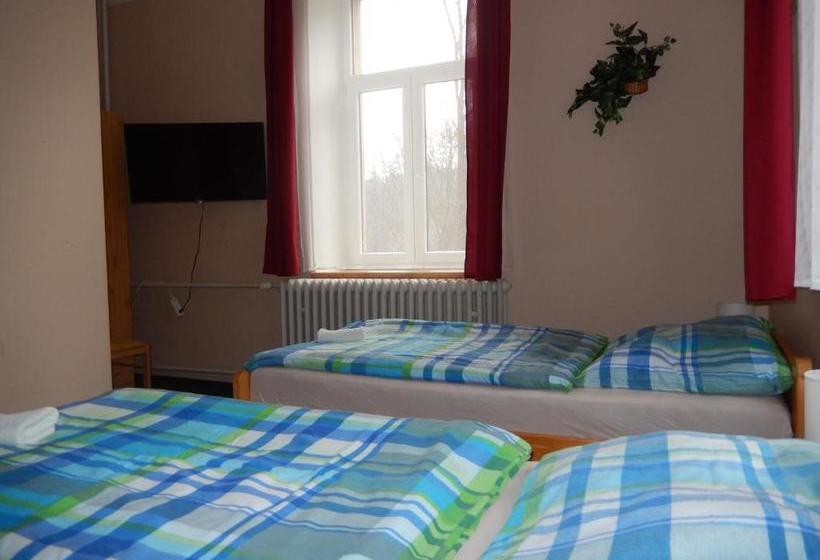 פנסיון Penzion Manětín U Sv. Barbory