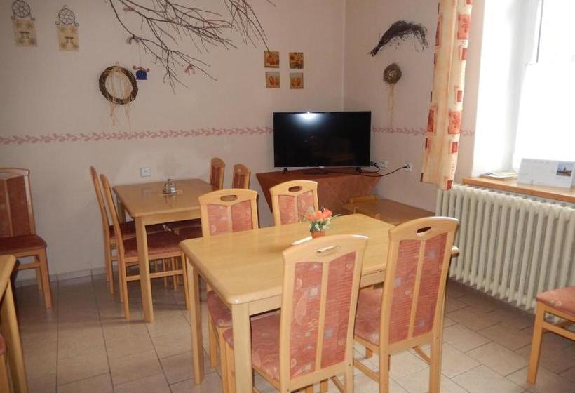 Пансион Penzion Manětín U Sv. Barbory