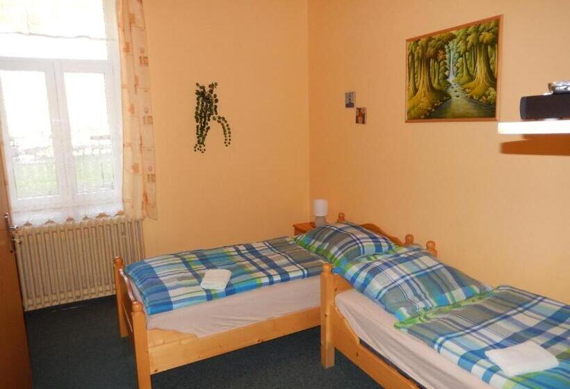 פנסיון Penzion Manětín U Sv. Barbory