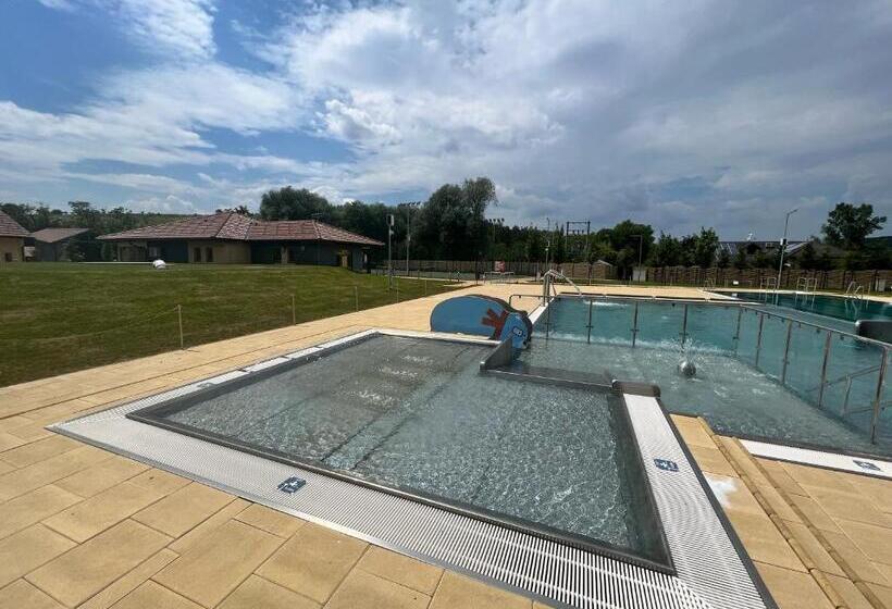 פנסיון Resort Rybníček
