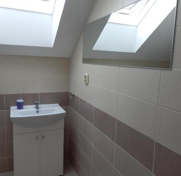 膳宿费 Ubytování V Soukromí Opolany U Poděbrad