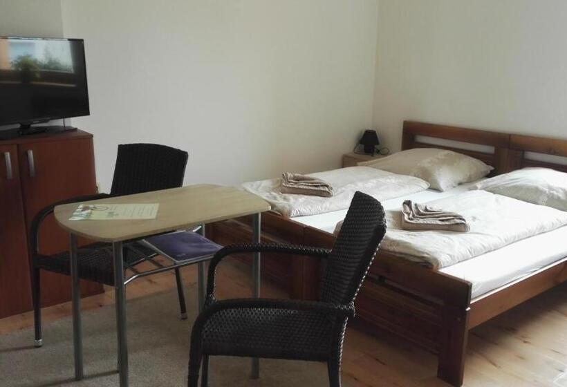 膳宿费 Ubytování V Soukromí Opolany U Poděbrad