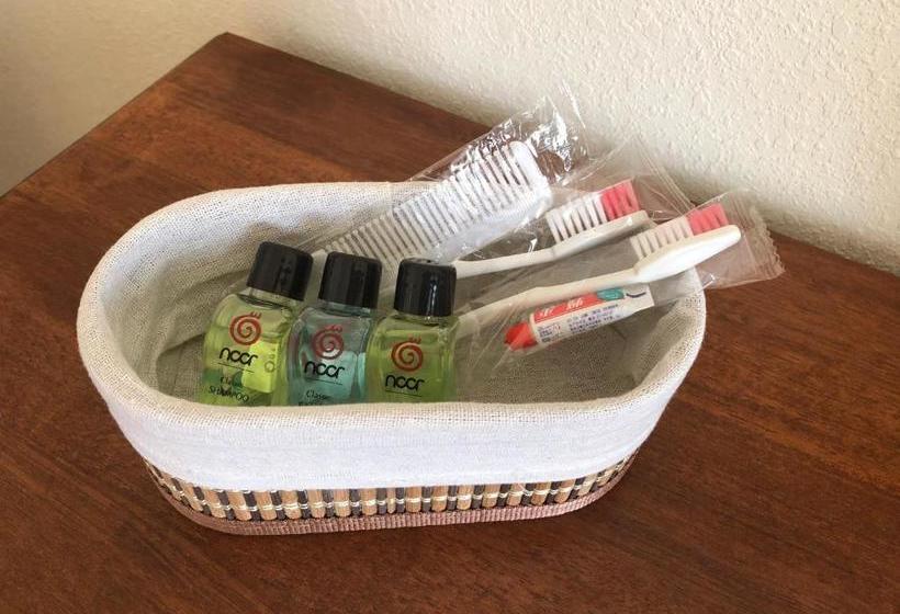 بنسيون Yellow Guest House