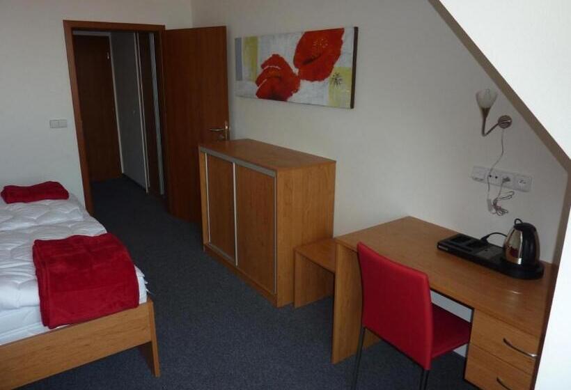 Sport Relax Hotel Na Kopečku