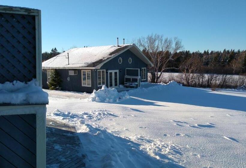 فندق صغير Amherst Shore Country Inn