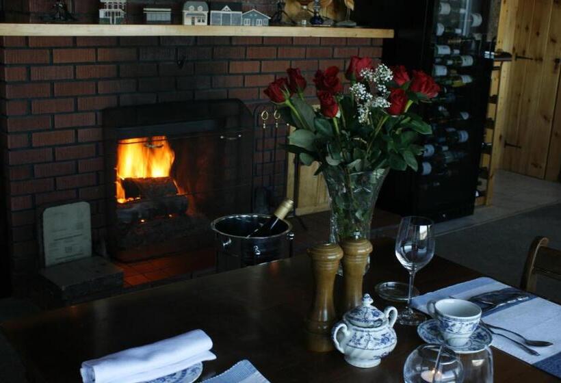 فندق صغير Amherst Shore Country Inn