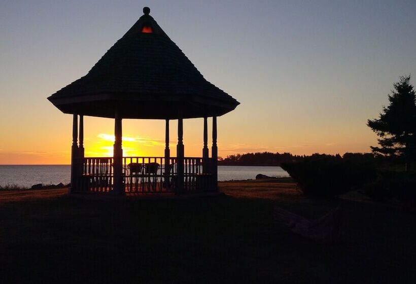 فندق صغير Amherst Shore Country Inn
