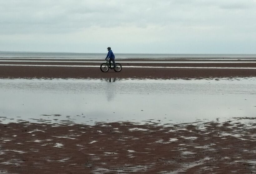 فندق صغير Amherst Shore Country Inn