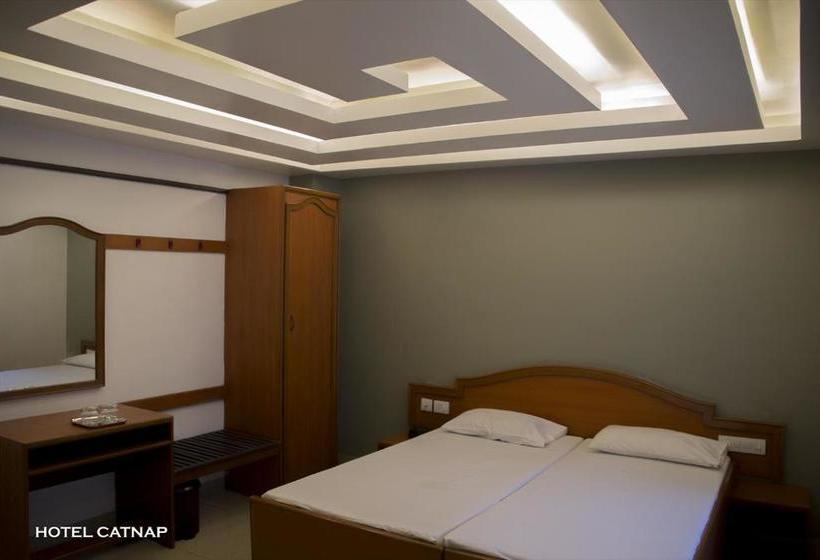 ユースホステル Catnap