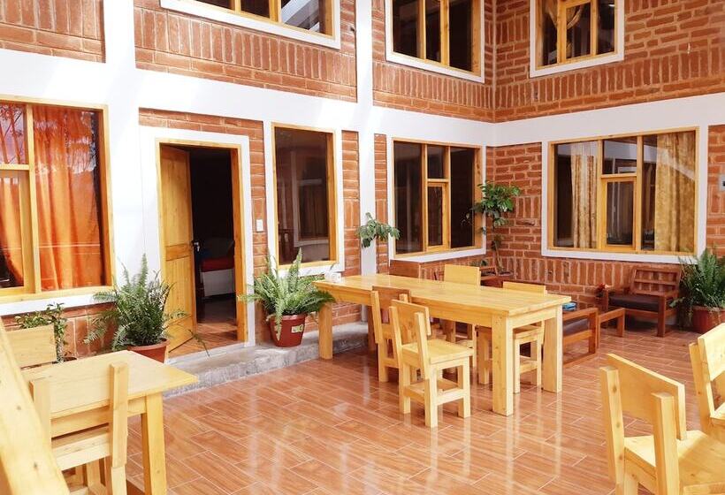فندق صغير Hostal Cloud Forest