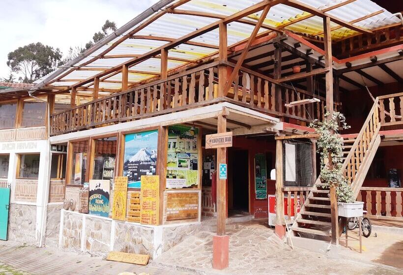 هاستل Hostal Cloud Forest