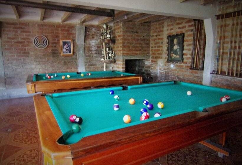 هاستل Hostal Cloud Forest