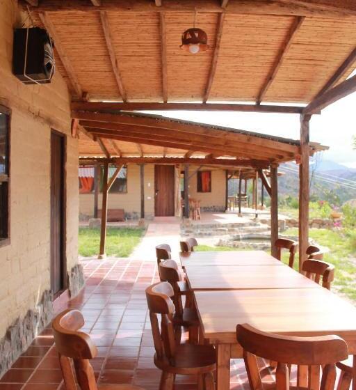 הוסטל Posada El Artesano De Raquira