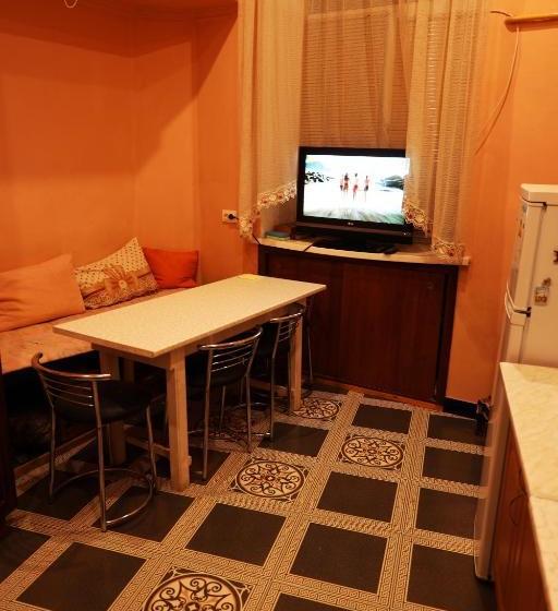 هاستل U Elzhbety