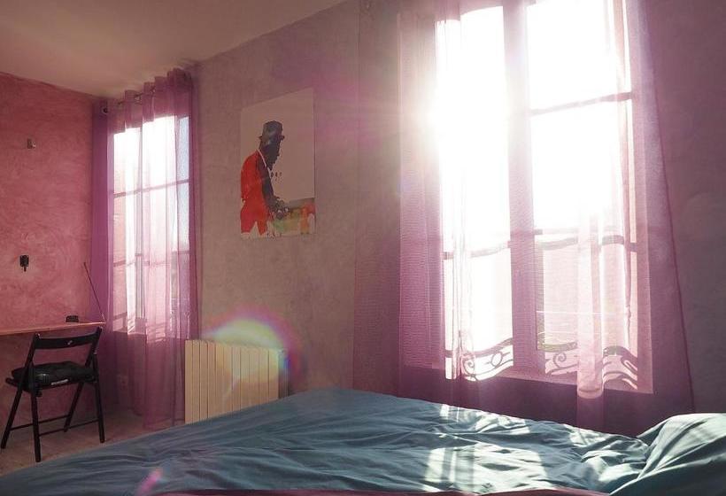 مبيت وإفطار Chambres D'hotes Les Coutas