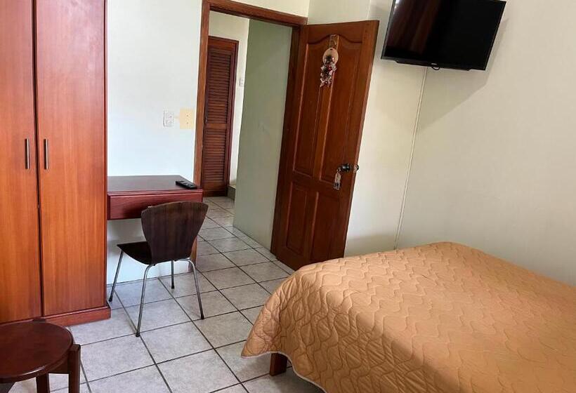 تختخواب و صبحانه Hosteria Shell