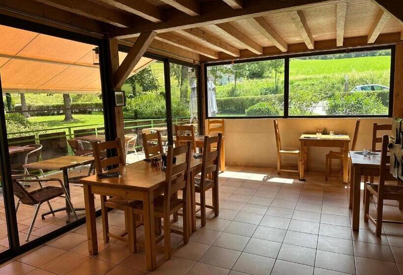 민박 Logis Le Chalet