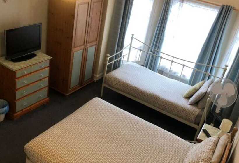 Bed and Breakfast The Little Emily   Room Only