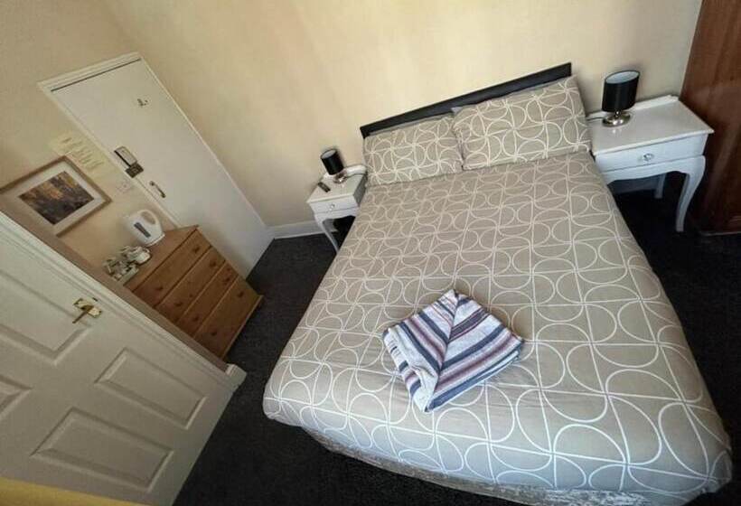 Bed and Breakfast The Little Emily   Room Only