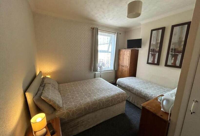 Bed and Breakfast The Little Emily   Room Only