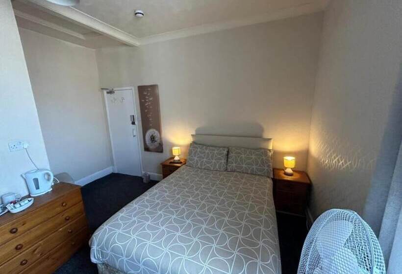 Bed and Breakfast The Little Emily   Room Only