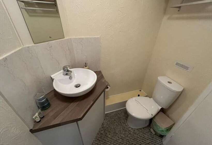 Bed and Breakfast The Little Emily   Room Only