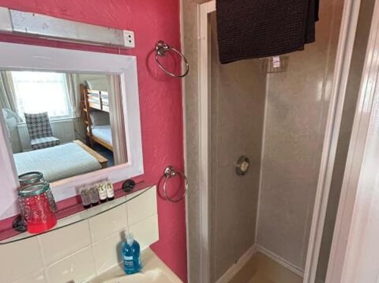 Bed and Breakfast The Little Emily   Room Only