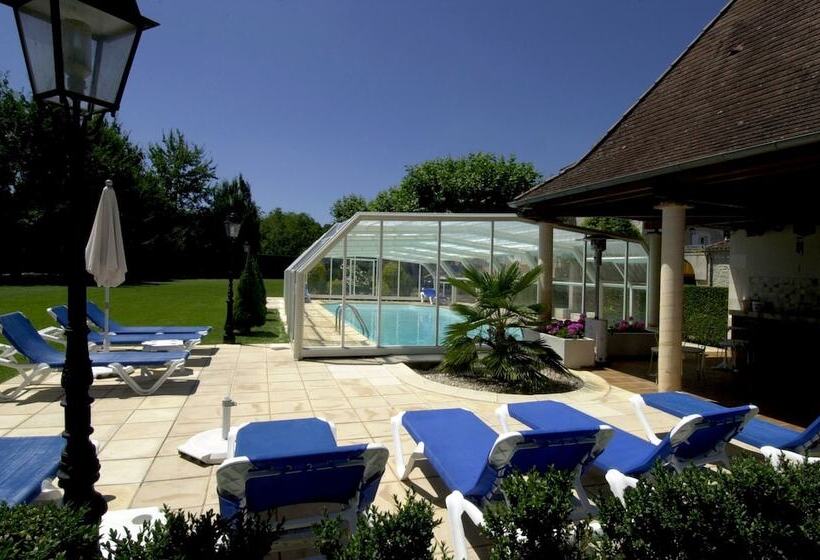 Hostellerie Clau Del Loup   Logis Hotels