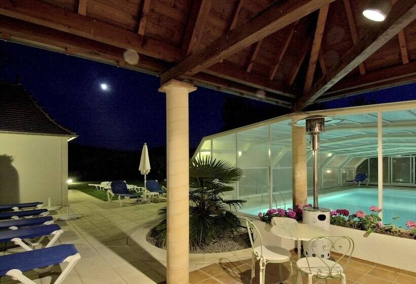 Hostellerie Clau Del Loup   Logis Hotels