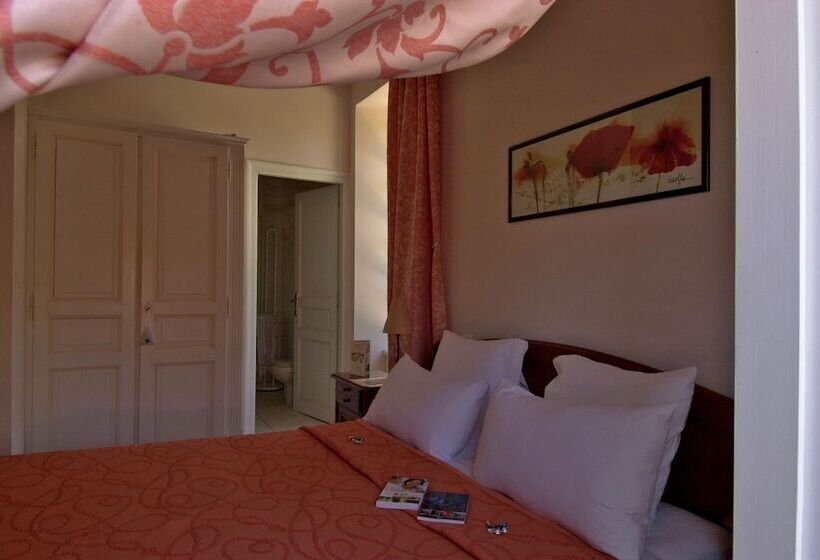 Hostellerie Clau Del Loup   Logis Hotels