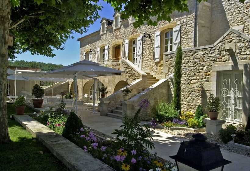 Hostellerie Clau Del Loup   Logis Hotels