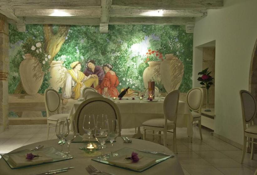 Hostellerie Clau Del Loup   Logis Hotels