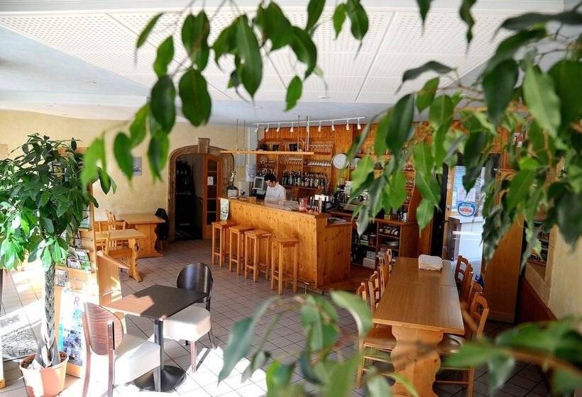 בית מלון כפרי L Auberge Des 3 Ponts