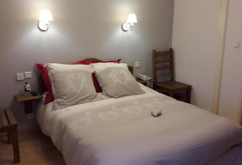 בית מלון כפרי L Auberge Des 3 Ponts