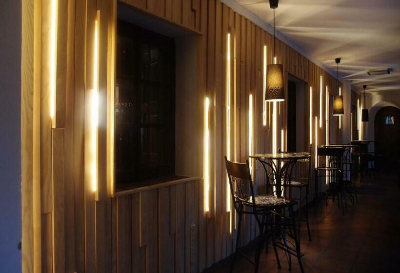 בית מלון כפרי El Montero