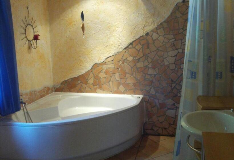 בית מלון כפרי Funny Farm