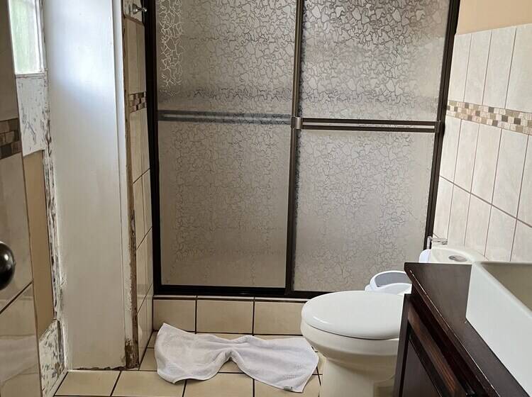 Отель Hacienda El Rodeo