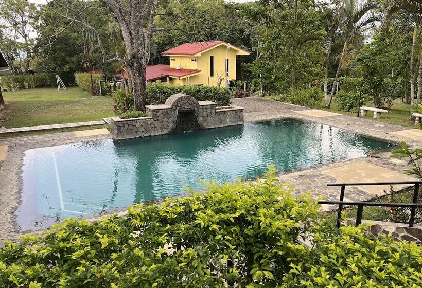 Отель Hacienda El Rodeo