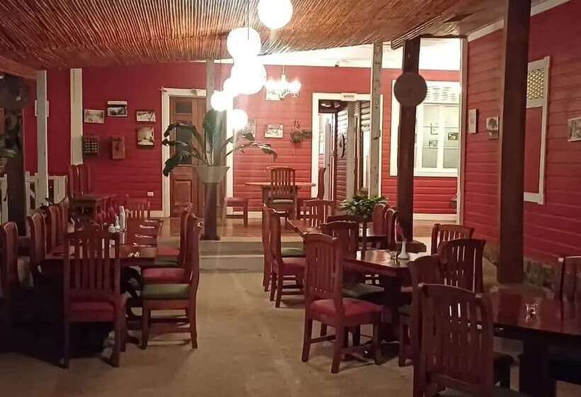 Отель Hacienda El Rodeo