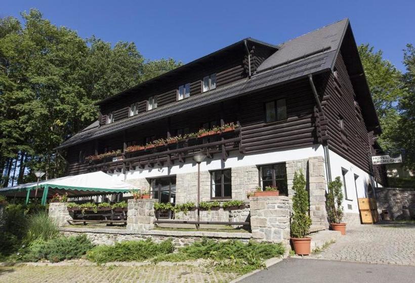 בית מלון כפרי Křemešník