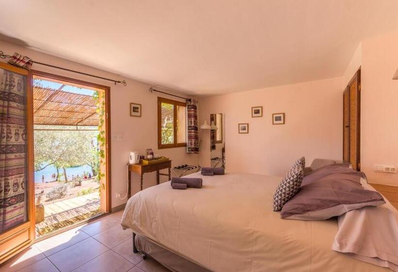 فندق Le Mas De Riri