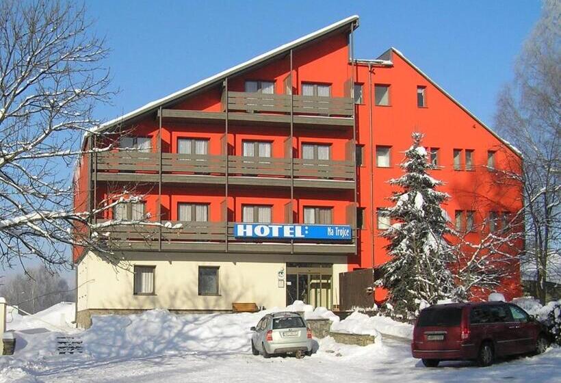 בית מלון כפרי Na Trojce