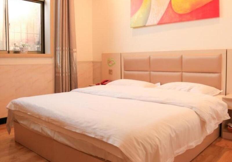 هتل Shell Taiyuan Xiaodian District Malianying Road Taiyuan Airport Station