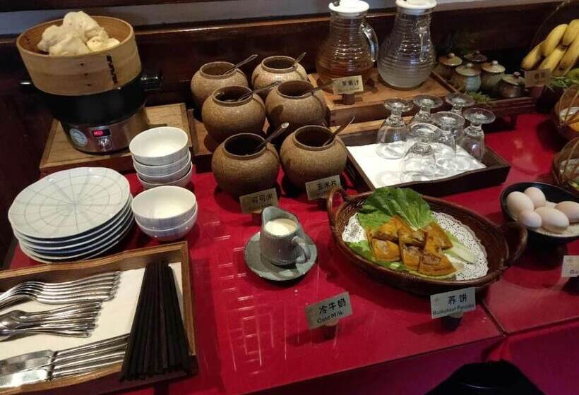 فندق Songtsam Tacheng Lodge